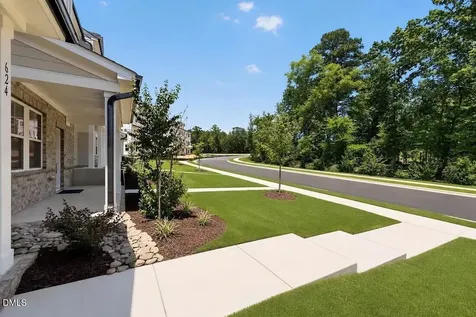 624 Macmillan Way Knightdale NC 27545