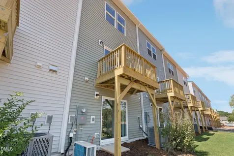811 Freston Street Raleigh NC 27610