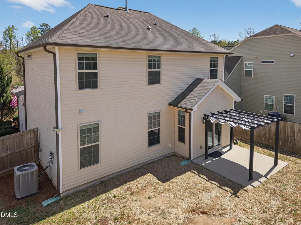 38 Standing Oaks Lane Clayton NC 27527