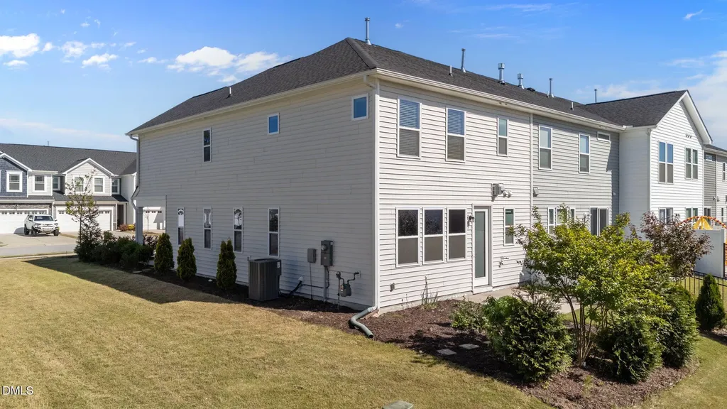 755 Creekway Drive Fuquay Varina NC 27526