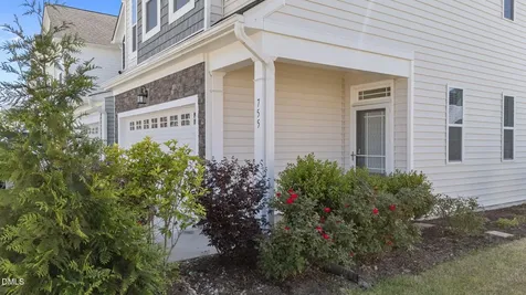 755 Creekway Drive Fuquay Varina NC 27526