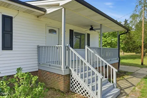 945 Old School Road Four Oaks NC 27524