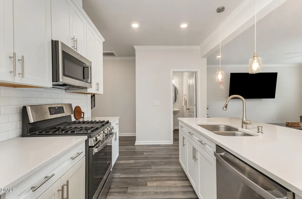 6002 Renew Place Raleigh NC 27616