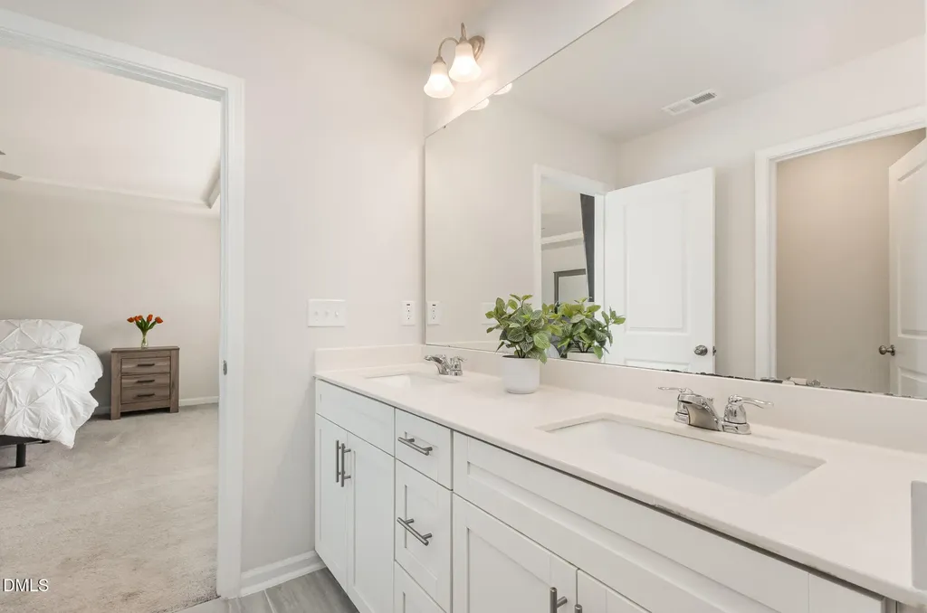 6002 Renew Place Raleigh NC 27616