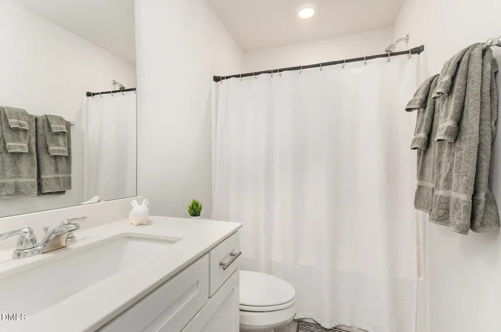 6002 Renew Place Raleigh NC 27616