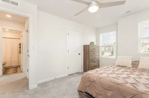 6002 Renew Place Raleigh NC 27616