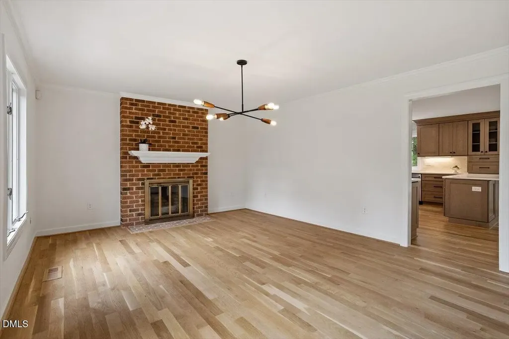1023 Cleland Drive Chapel Hill NC 27517