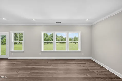 324 Oakwood Crest Drive Knightdale NC 27545