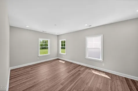 324 Oakwood Crest Drive Knightdale NC 27545