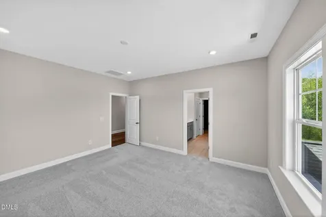 324 Oakwood Crest Drive Knightdale NC 27545