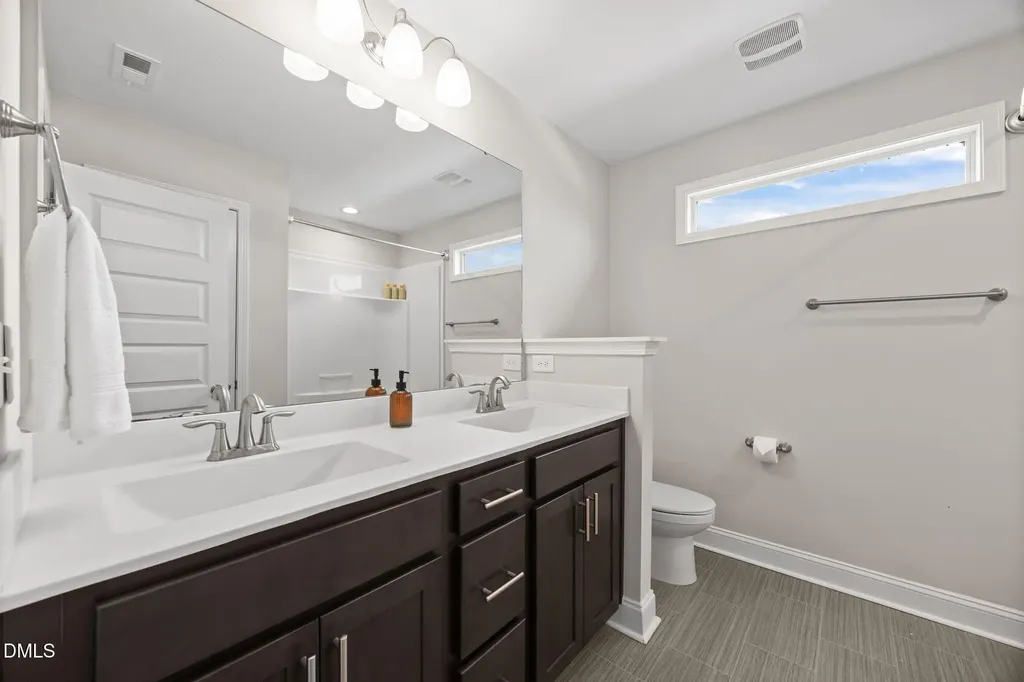 35 N Cinnamon Teal Drive Selma NC 27576