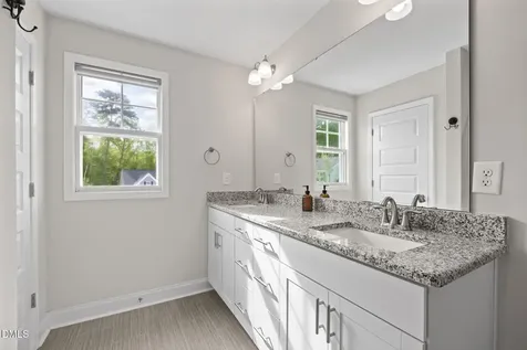 35 N Cinnamon Teal Drive Selma NC 27576