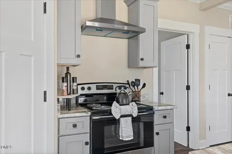 402 Poplar Street Graham NC 27253