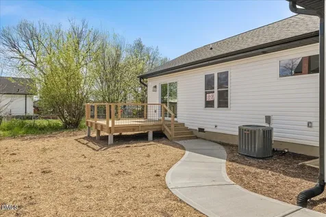 402 Poplar Street Graham NC 27253