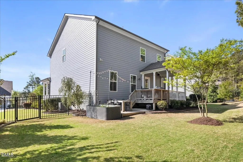 316 Silent Bend Drive Holly Springs NC 27540