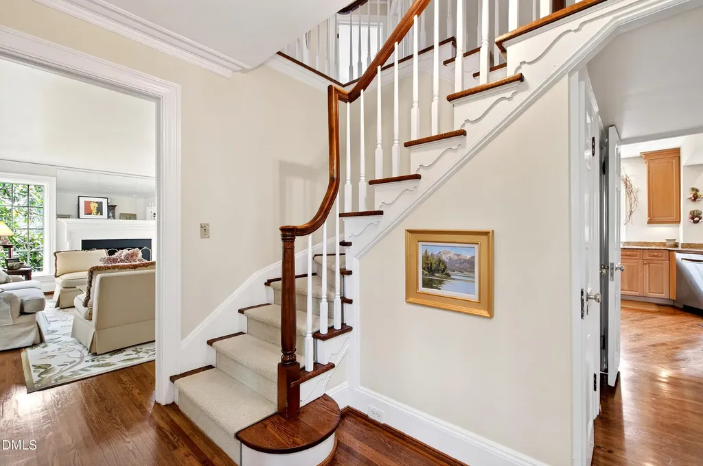 223 Hillcrest Circle Chapel Hill NC 27514