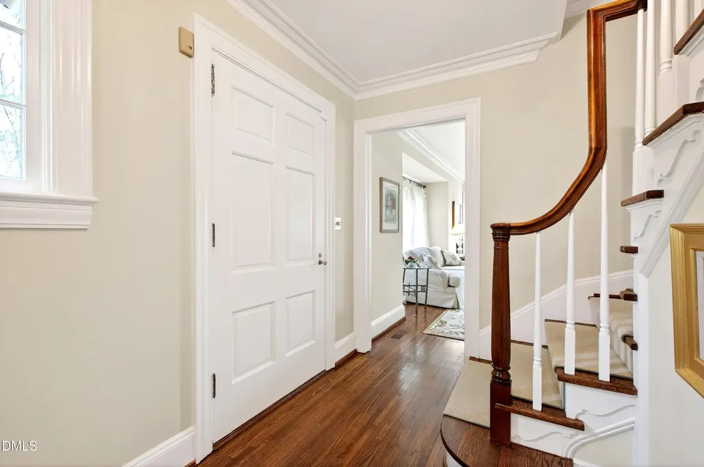 223 Hillcrest Circle Chapel Hill NC 27514