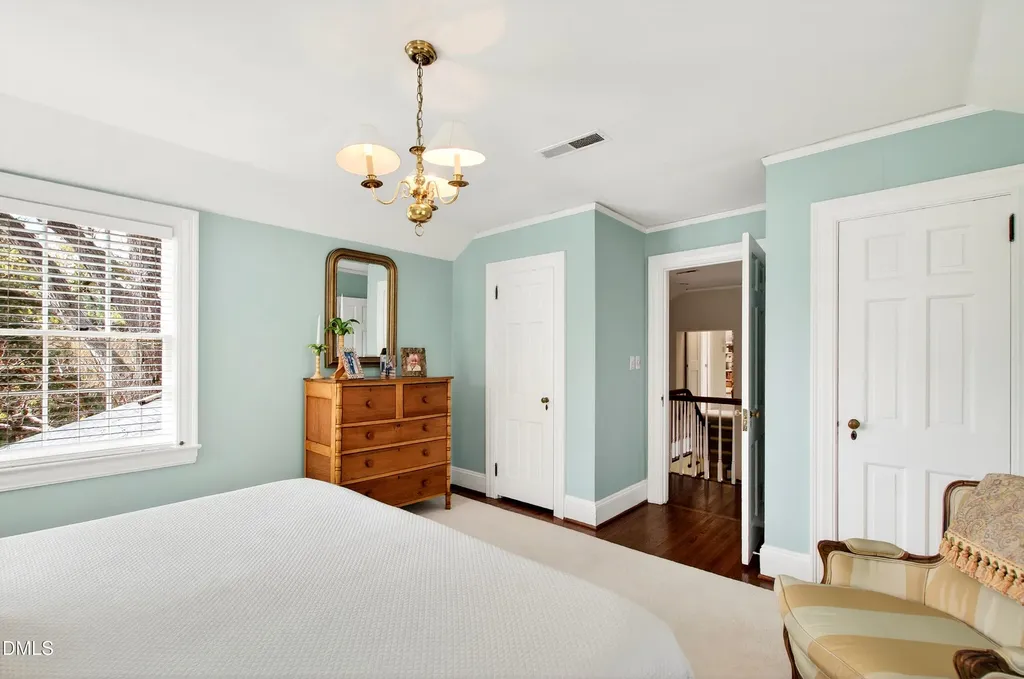 223 Hillcrest Circle Chapel Hill NC 27514