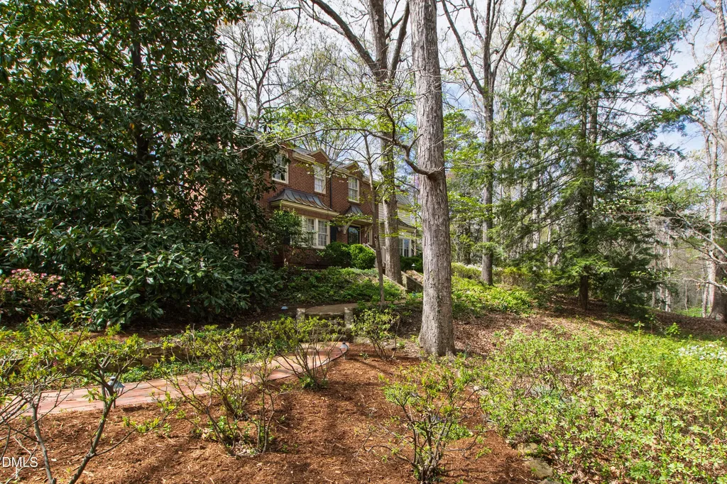 223 Hillcrest Circle Chapel Hill NC 27514