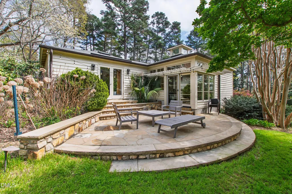 223 Hillcrest Circle Chapel Hill NC 27514