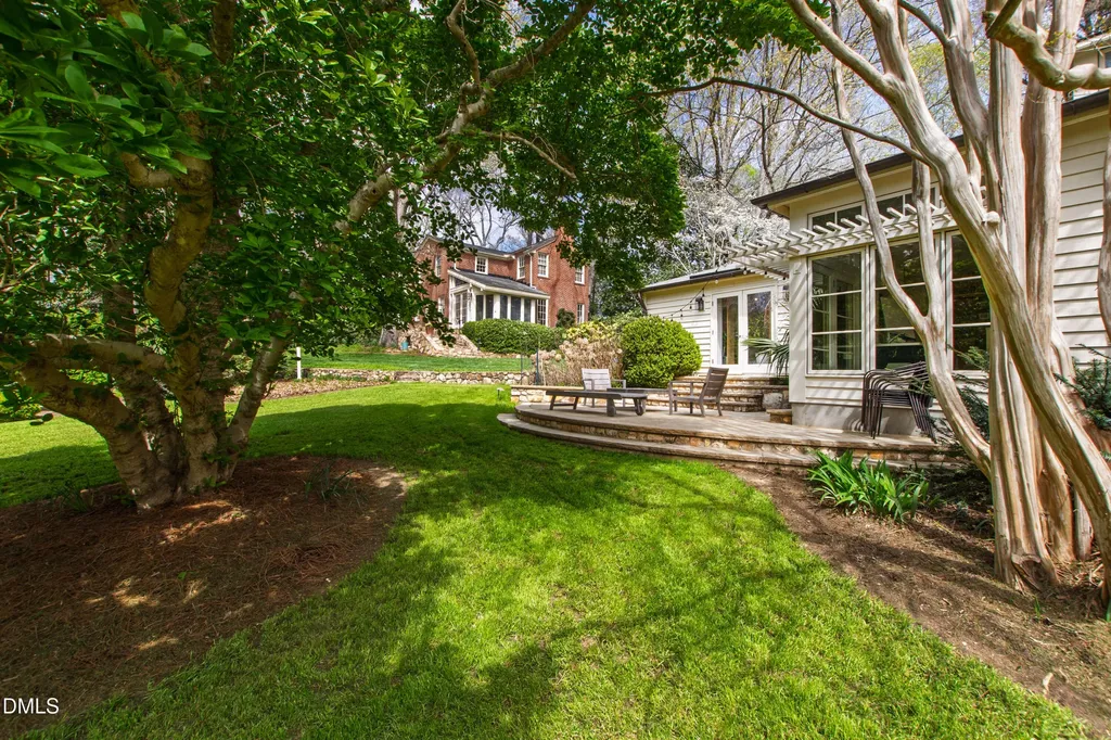 223 Hillcrest Circle Chapel Hill NC 27514