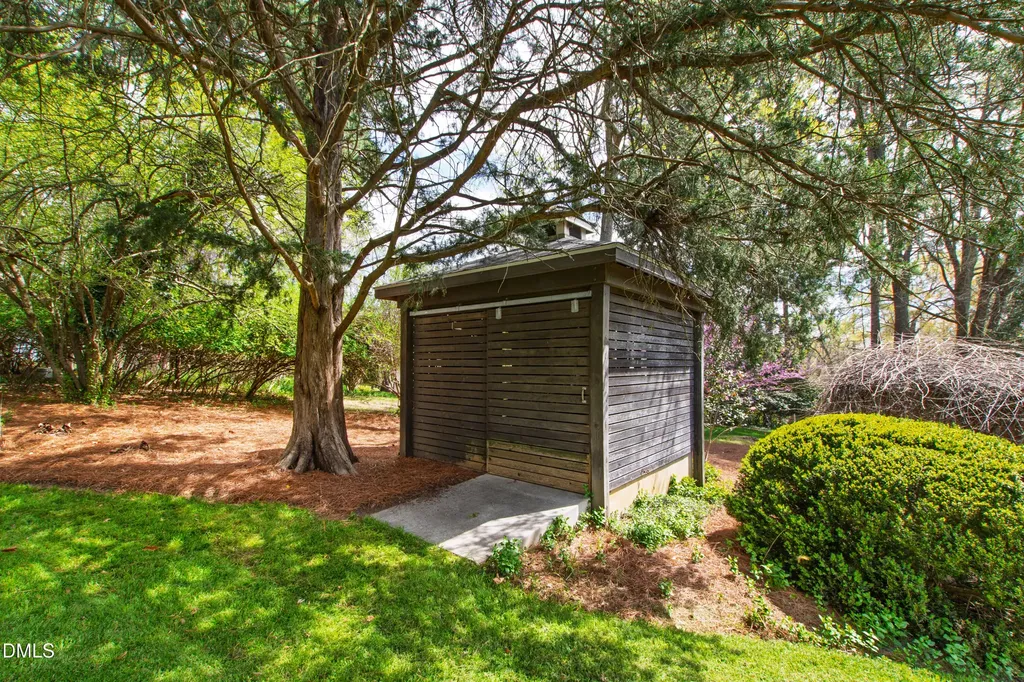 223 Hillcrest Circle Chapel Hill NC 27514