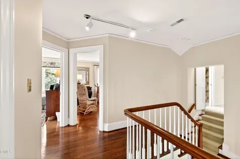 223 Hillcrest Circle Chapel Hill NC 27514
