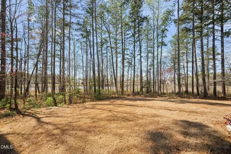 624 Long Lake Drive Fuquay Varina NC 27526