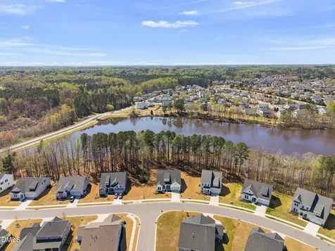 624 Long Lake Drive Fuquay Varina NC 27526