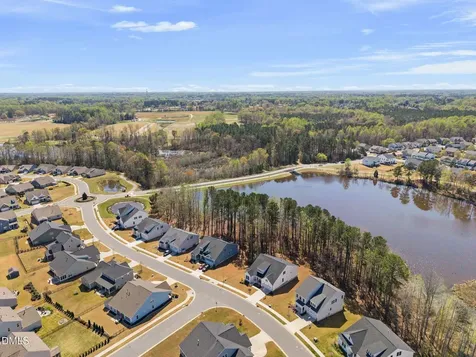 624 Long Lake Drive Fuquay Varina NC 27526