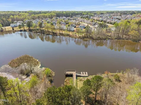 624 Long Lake Drive Fuquay Varina NC 27526