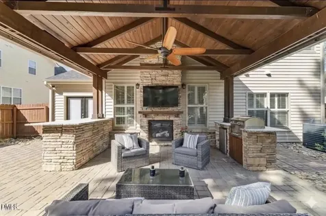 5325 Sapphire Springs Drive Knightdale NC 27545