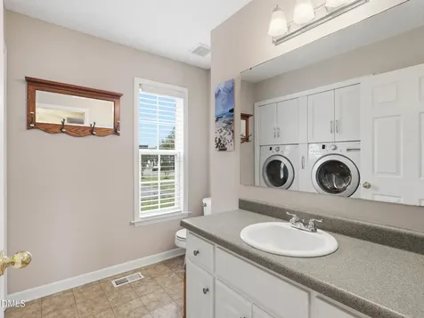 20 Blairwood Drive Fuquay Varina NC 27526