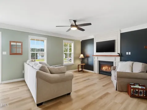 20 Blairwood Drive Fuquay Varina NC 27526