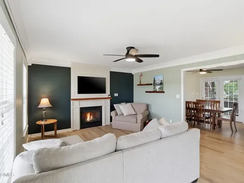 20 Blairwood Drive Fuquay Varina NC 27526