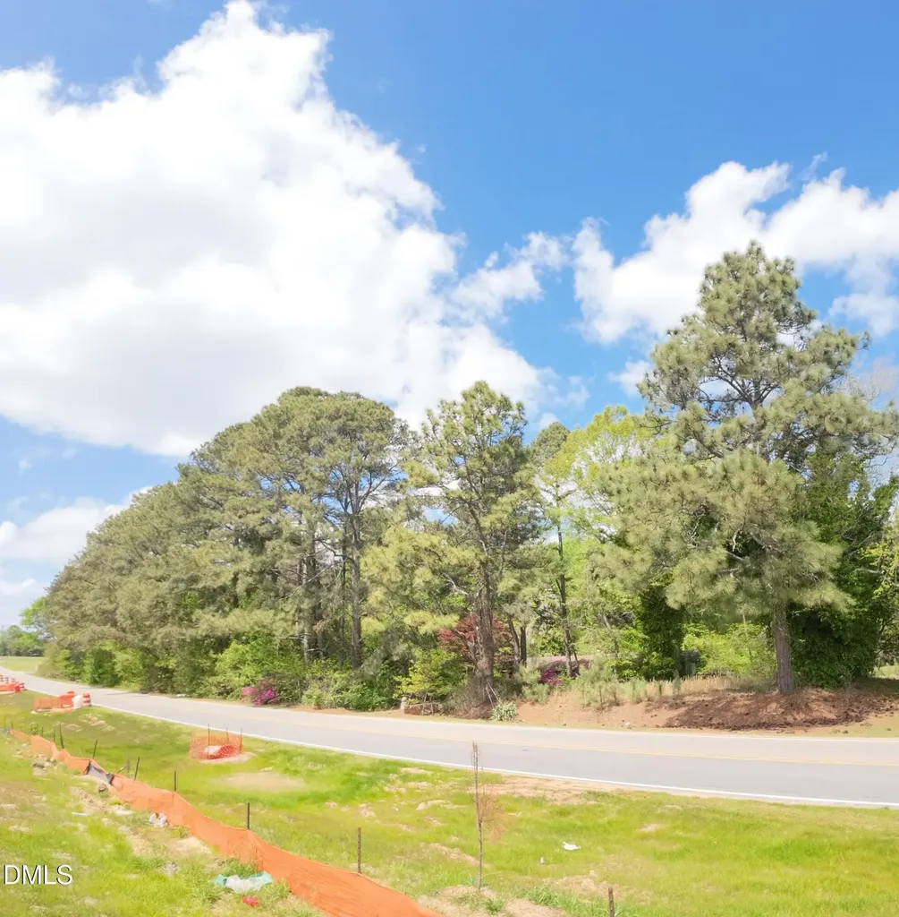 219 Dickens Road Fuquay Varina NC 27526