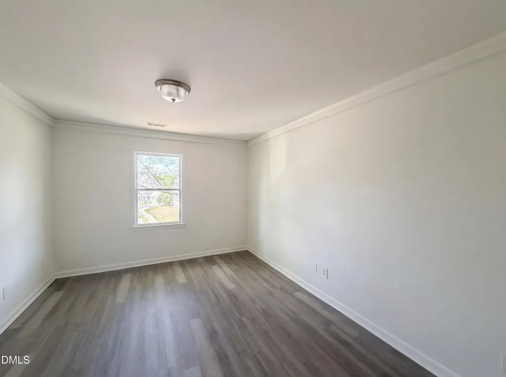 5236 Turf Grass Court Raleigh NC 27610