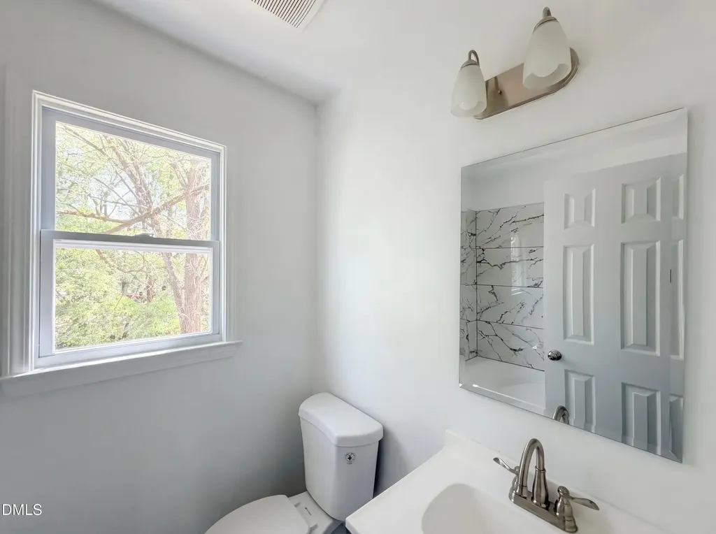 5236 Turf Grass Court Raleigh NC 27610