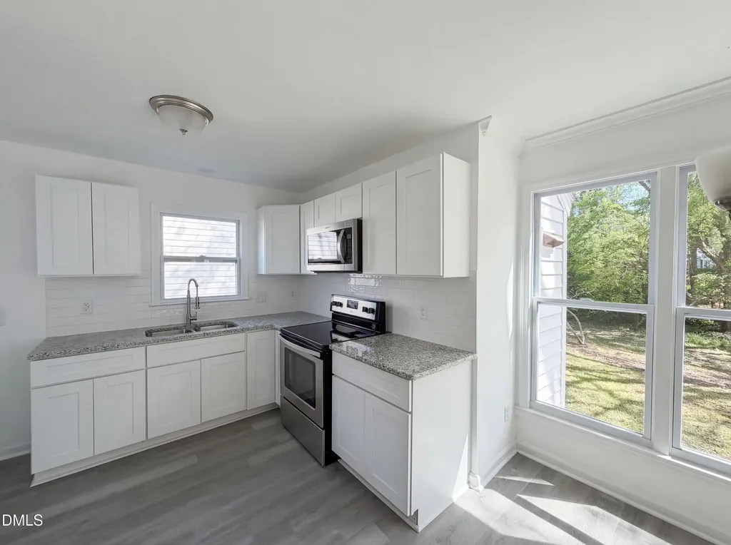 5236 Turf Grass Court Raleigh NC 27610