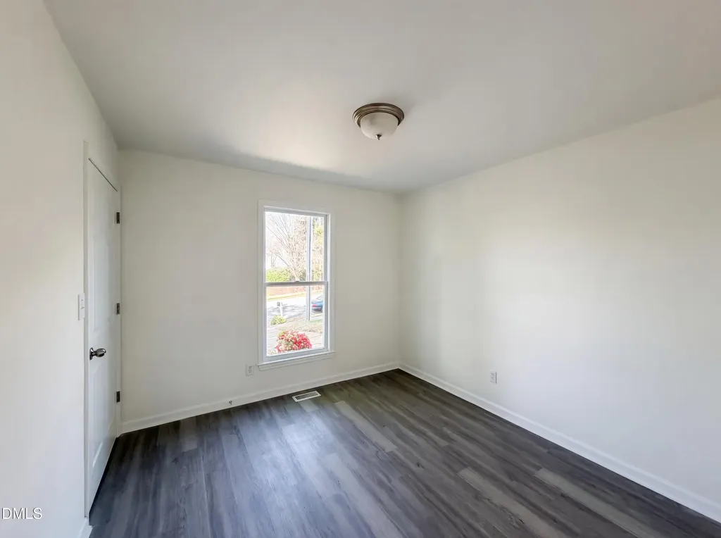 5236 Turf Grass Court Raleigh NC 27610