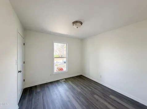 5236 Turf Grass Court Raleigh NC 27610