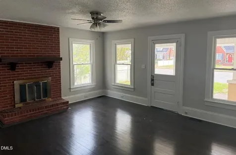 702 W Main Street Benson NC 27504