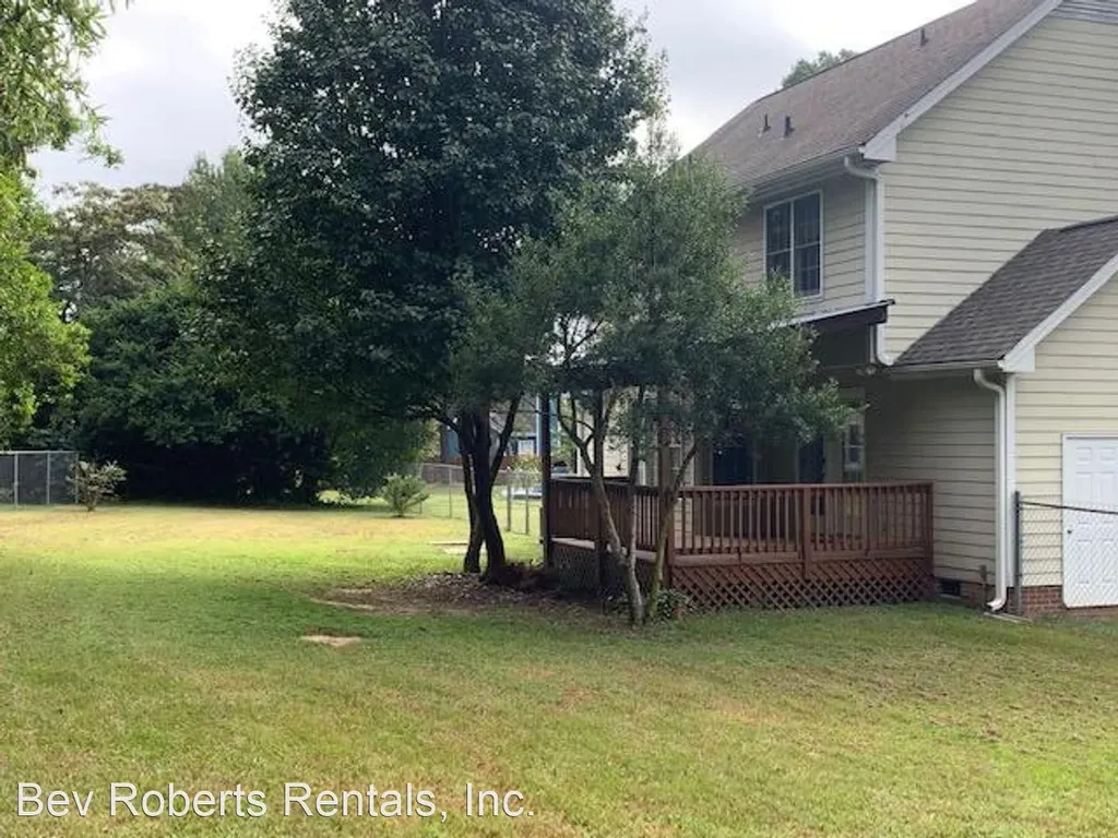 2324 Buckstone Court Fuquay Varina NC 27526