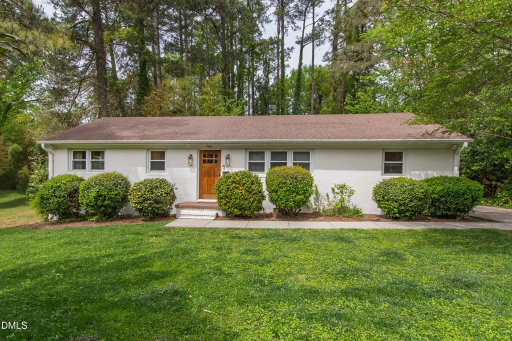 705 Chatham Lane Raleigh NC 27610