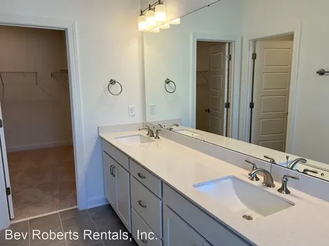 2104 Stegemann Street Apex NC 27502