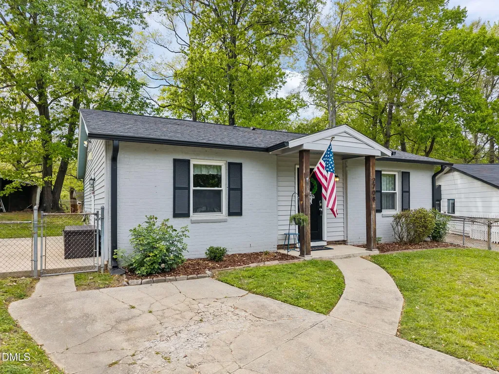 2708 Daytona Drive Raleigh NC 27610