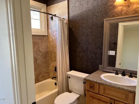 3316 Darien Drive Raleigh NC 27607