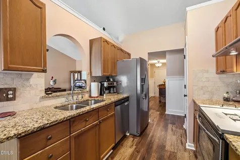 5209 Fieldwood Court Raleigh NC 27616