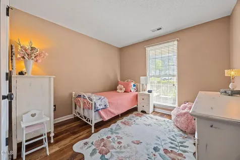 5209 Fieldwood Court Raleigh NC 27616