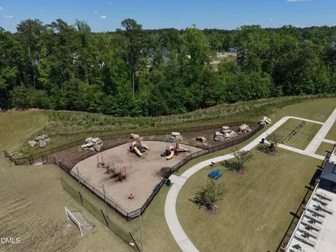 4927 Arkose Drive Raleigh NC 27610